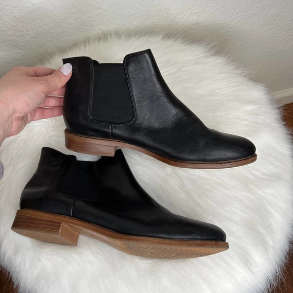 Clarks Taylor Shine Black Leather Chelsea Boot Size 8.5 - Picture 4 of 11